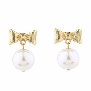 Glass pearl earrings